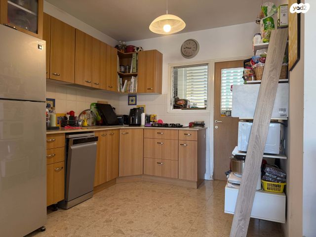 דירה, ישעיהו הנביא, הנביאים, מודיעין מכבים רעות