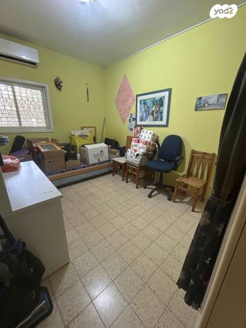 דירה, הרצליה