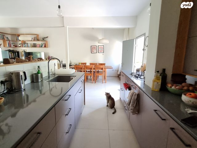 דירת גן, קרית טבעון