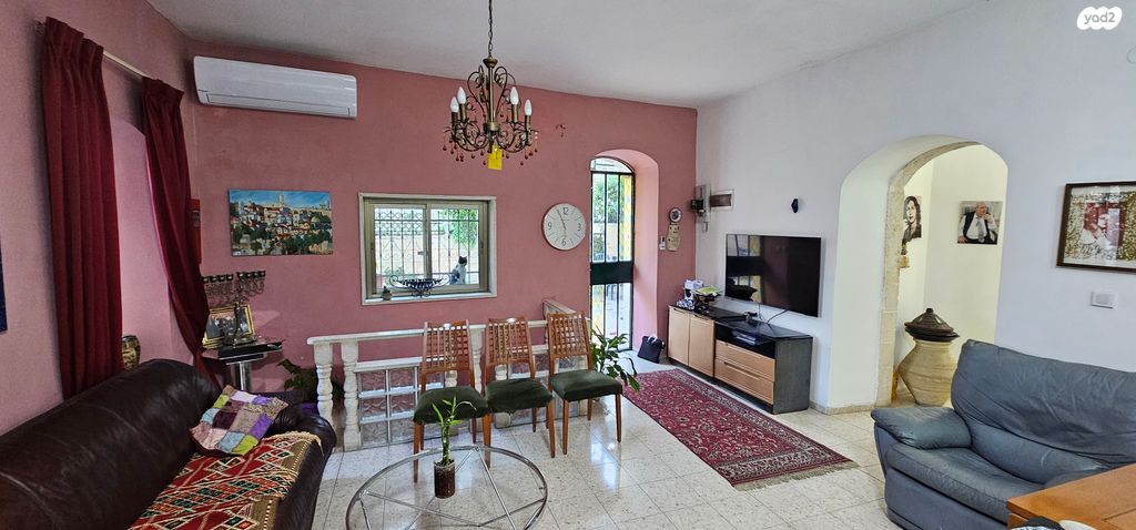 דירת גן, משמרות, מוסררה, מורשה, ירושלים