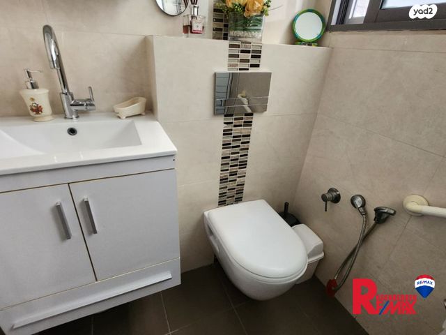 דירה, ישראל בן ציון 16, דרום מערב ותיק, בת ים