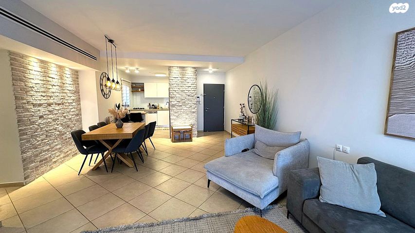 דירה, מגדיאל, הוד השרון