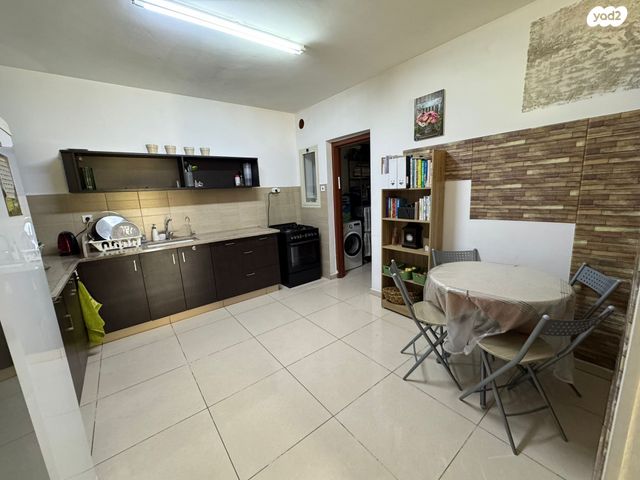 דירה, קנה בושם / חפציבה, בית שמש