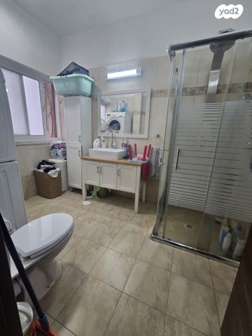 דירת גן, הורד, בני עי''ש, בני עי"ש