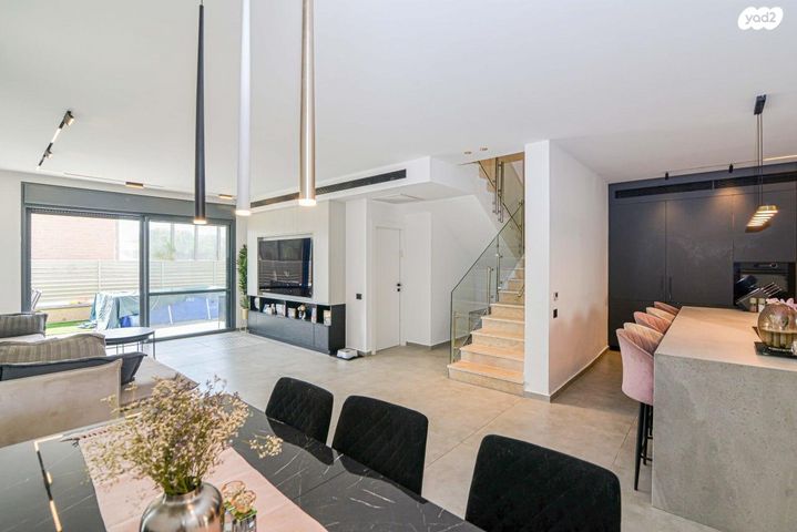 בית פרטי/ קוטג', אור ים, אור עקיבא