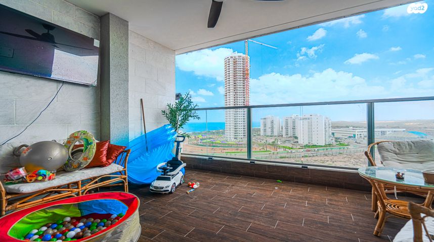 דירה, הגלשן 5, עיר ימים / הבלוט, אשקלון