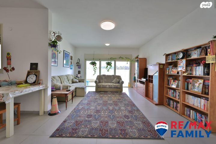 דירה, סנונית 13, גבעת אלונים, קרית אתא