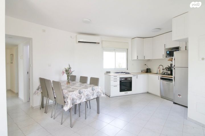 דירה, עמק דותן, הנחלים, מודיעין מכבים רעות