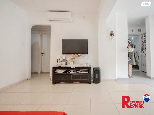 דירה, משגב עם, קרית שלום, תל אביב יפו