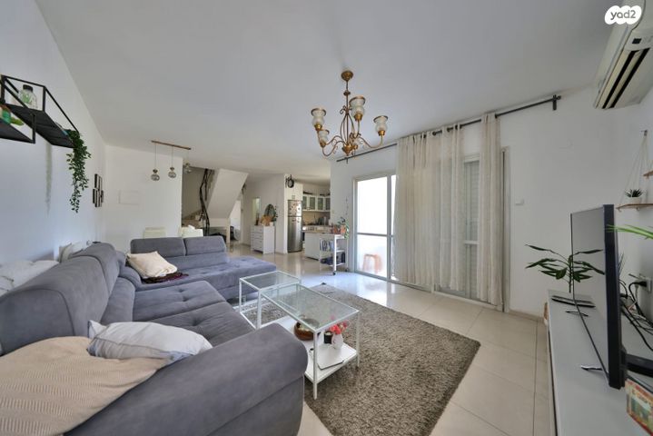 גג/ פנטהאוז, יעקב כאהן, חיפה