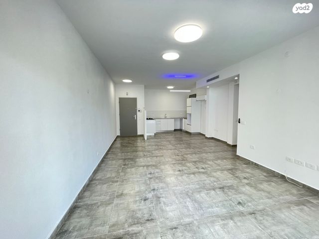 דירה, ברקת, אבני חן, חריש