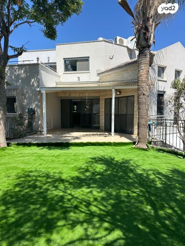 בית פרטי/ קוטג', נווה זיו