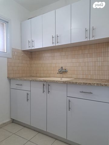 דירה, יהודה המכבי 13, טרומפלדור, נהריה