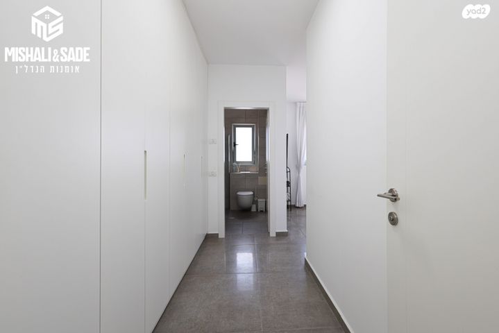 דירה, נחל פרת 1, אחוזת דניה, חדרה