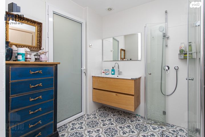 דירה, אחוזה, חיפה