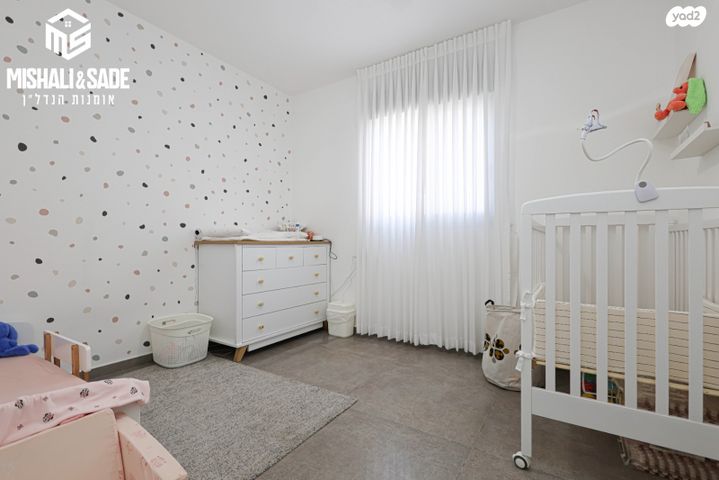 דירה, נחל פרת 1, אחוזת דניה, חדרה