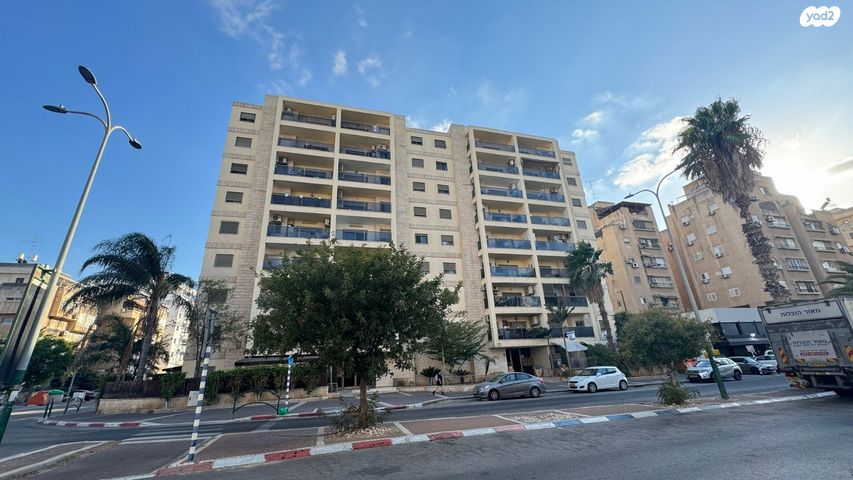 הרב קירשטיין 15