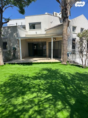 בית פרטי/ קוטג', נווה זיו