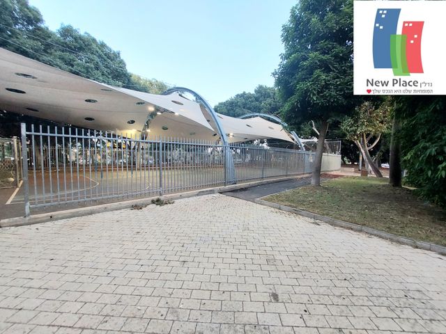 דירה, הרצפלד, תל אביב יפו