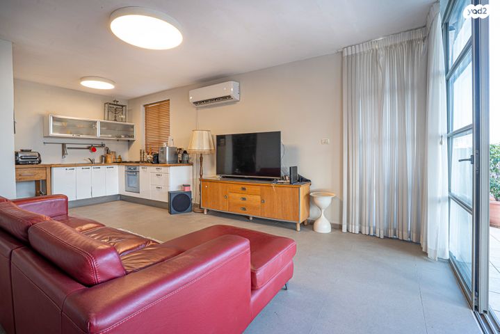 גג/ פנטהאוז, הוד השרון