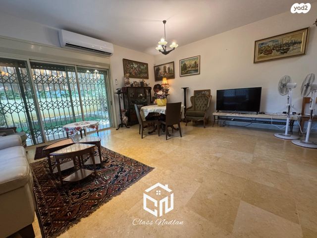 דו משפחתי, רמת חן, רמת גן