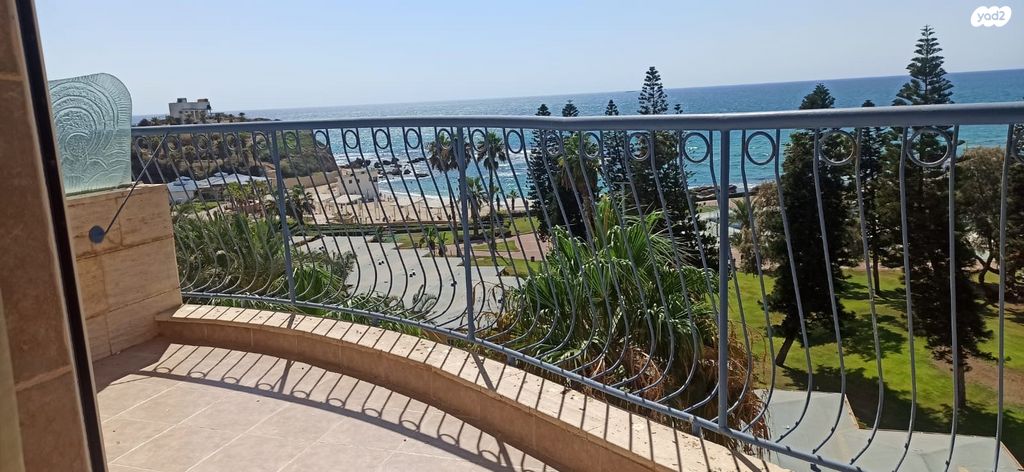 דירה, שדרות מנחם בגין 3, חדרה