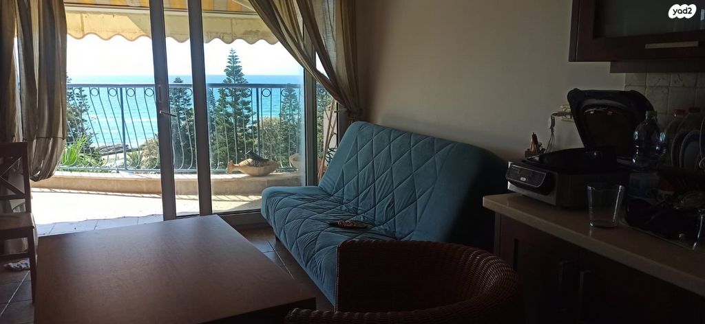 דירה, שדרות מנחם בגין 3, חדרה