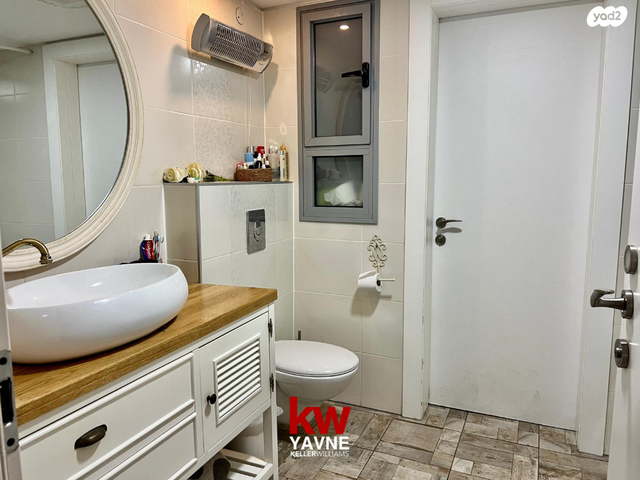 דירה, הדוגית, נאות רבין, יבנה