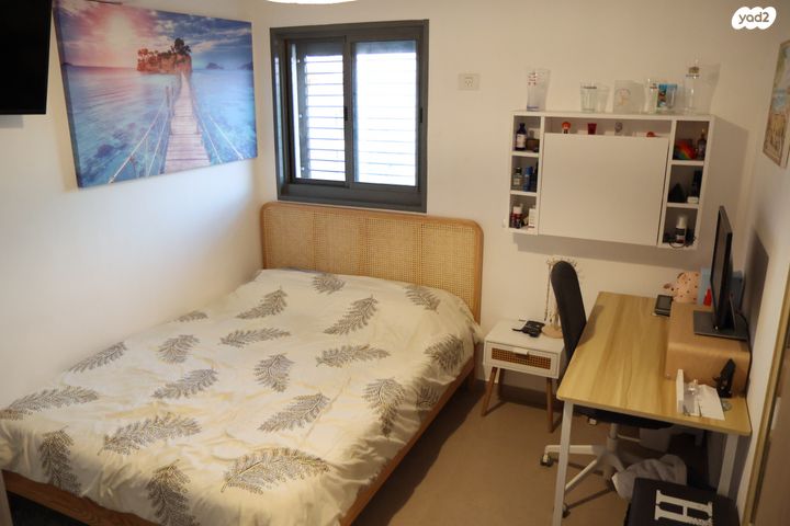 דירה, אלישע הנביא, מודיעין מכבים רעות