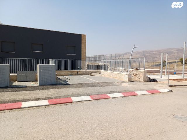 דו משפחתי, מעלה אפרים