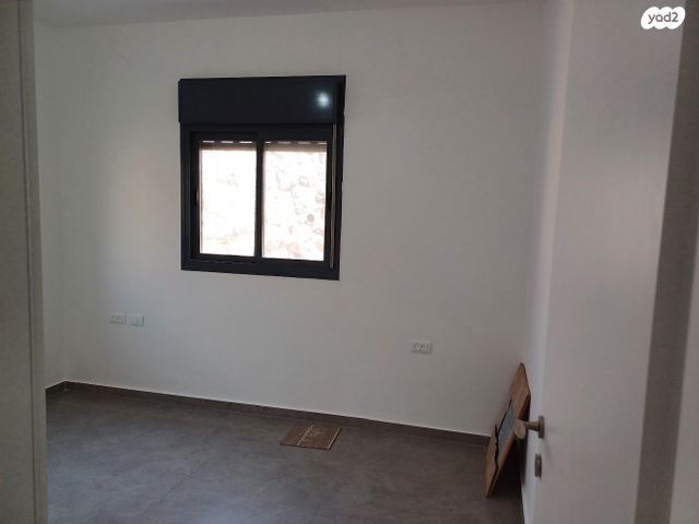 דו משפחתי, מעלה אפרים