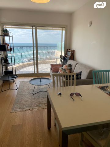 דירה, שדרות מנחם בגין, גבעת אולגה, חדרה