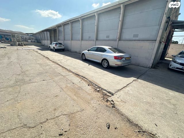 מחסנים, אזור תעשיה, בית הסוהר המרכזי, רמלה