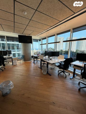 משרדים, דרך מנחם בגין, תל אביב יפו