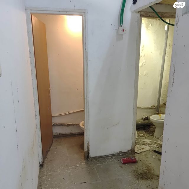 מבני תעשיה, מב"ת צפון, אזור תעשיה ישן, ראשון לציון