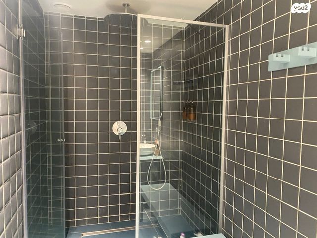 משרדים, יגאל אלון, ביצרון ורמת ישראל, תל אביב יפו