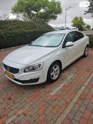 וולוו S60