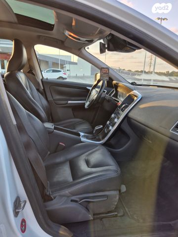 וולוו XC60