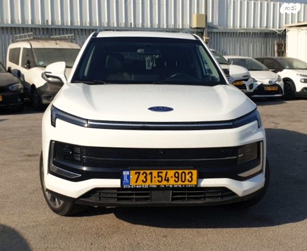 מודעת רכב ג׳יי.איי.סי E-JS4