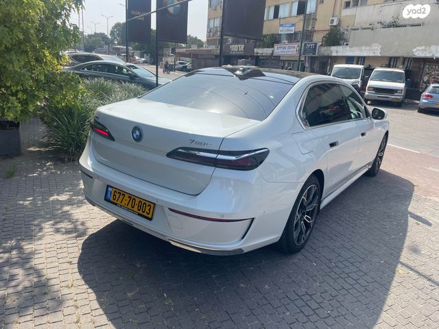 מודעת רכב ב מ וו סדרה 7 1