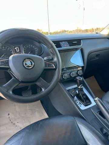 סקודה אוקטביה 