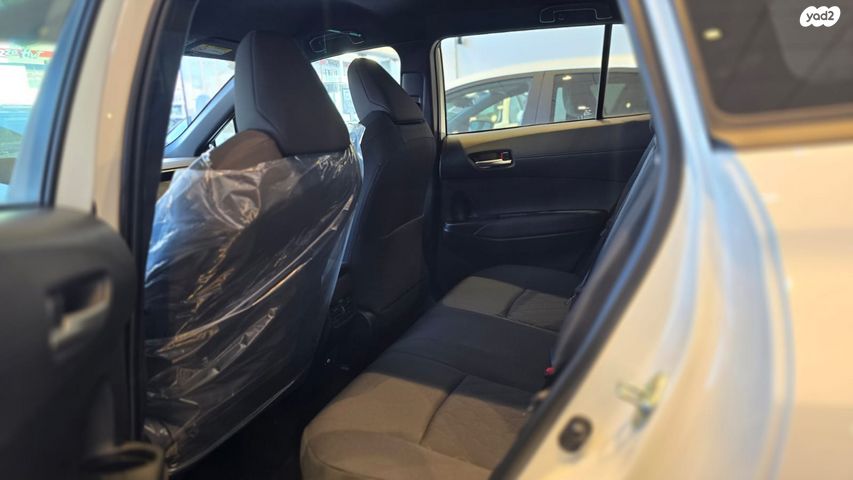 טויוטה קורולה קרוס