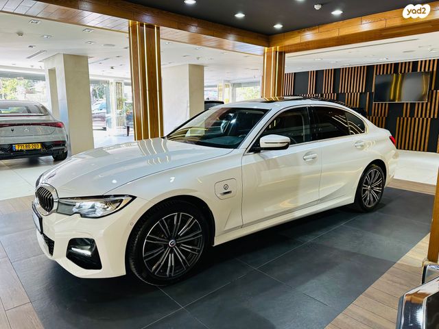 מודעת רכב ב מ וו סדרה 3