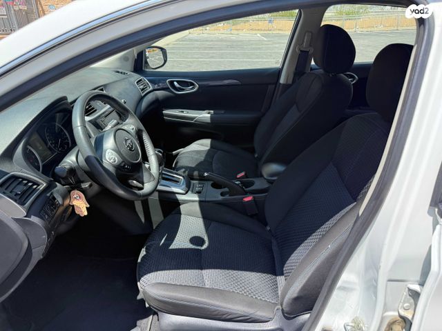 ניסאן סנטרה