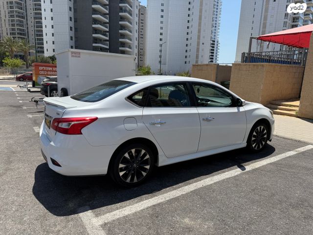 ניסאן סנטרה