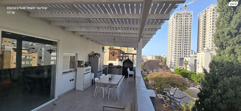 גג/ פנטהאוז, שדרות חיים וייצמן 103, צפון מערב מרכז העיר, נתניה