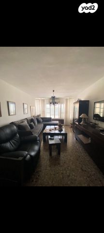 דירה, חיים ארלוזורוב 1, מרכז העיר, קרית שמונה