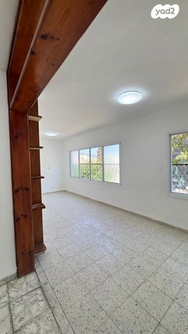 דירה, המכבים 3, מרכז העיר, קרית שמונה