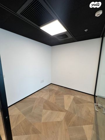 משרדים, נח מוזס 2, מב"ת מערב, אזור תעשייה חדש, ראשון לציון