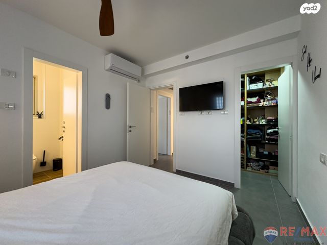 דירה, עיר היין, אשקלון